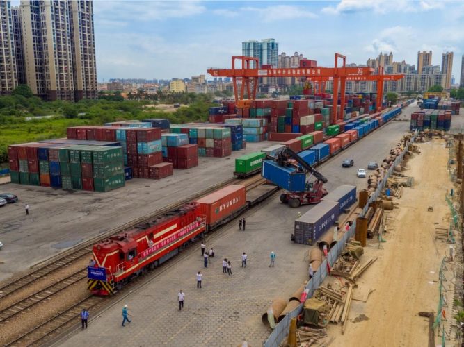 石龍鐵路國際物流基地為東莞參與「一帶一路」經濟發展提供重要支撐