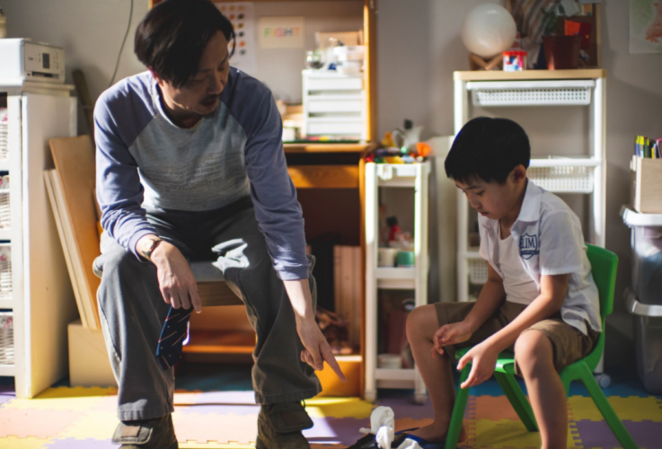 《暖男爸爸》是以單親爸爸阿榮為主軸的溫情輕鬆小品(圖:ViuTV)